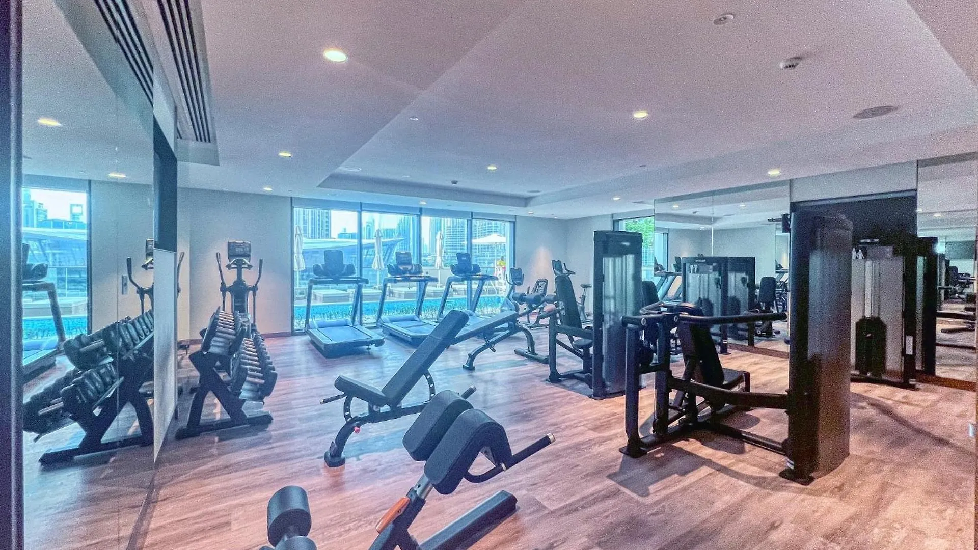 Luxurious 2Bdr Apartment With Burj Khalifa Views Dubai