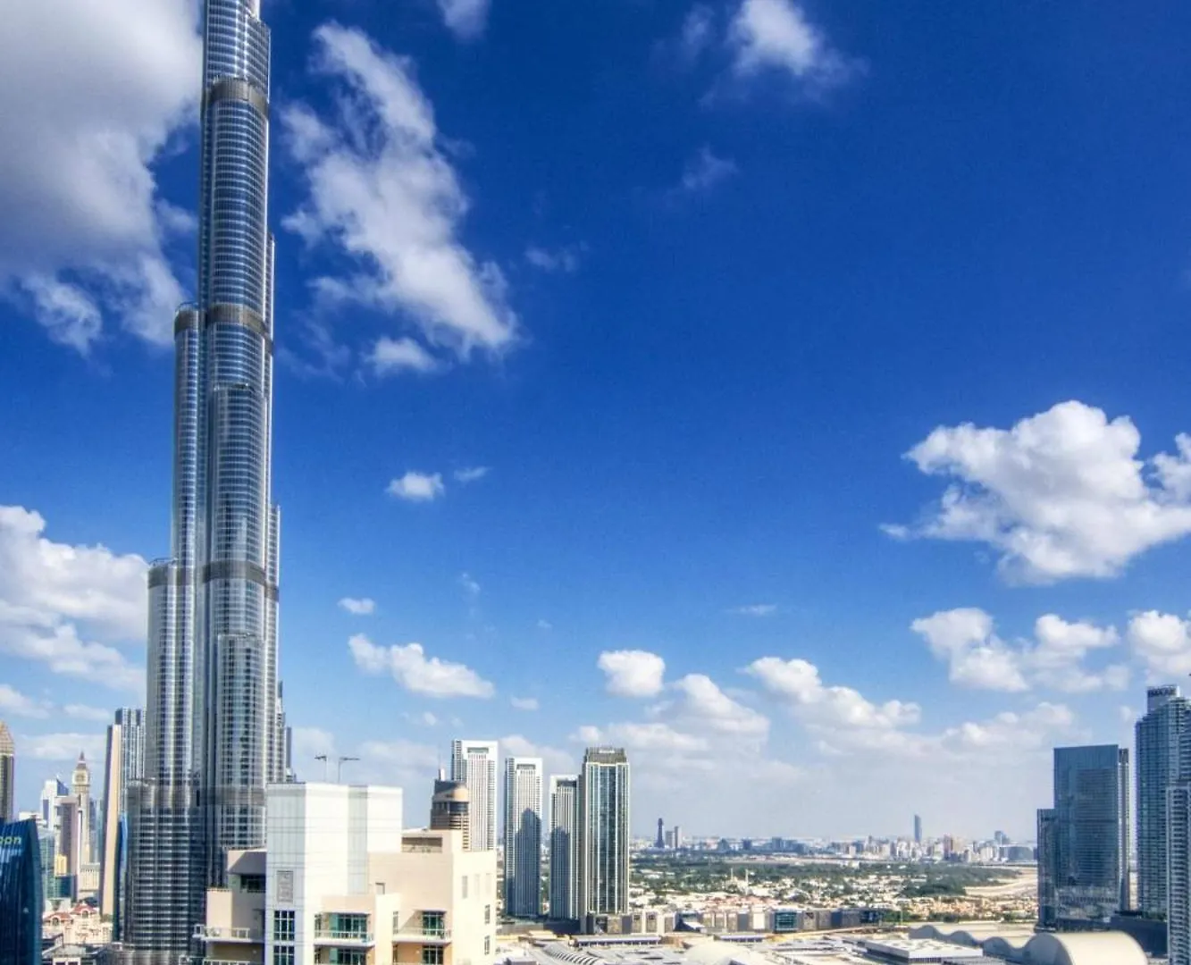 Luxurious 2Bdr Apartment With Burj Khalifa Views Dubai United Arab Emirates